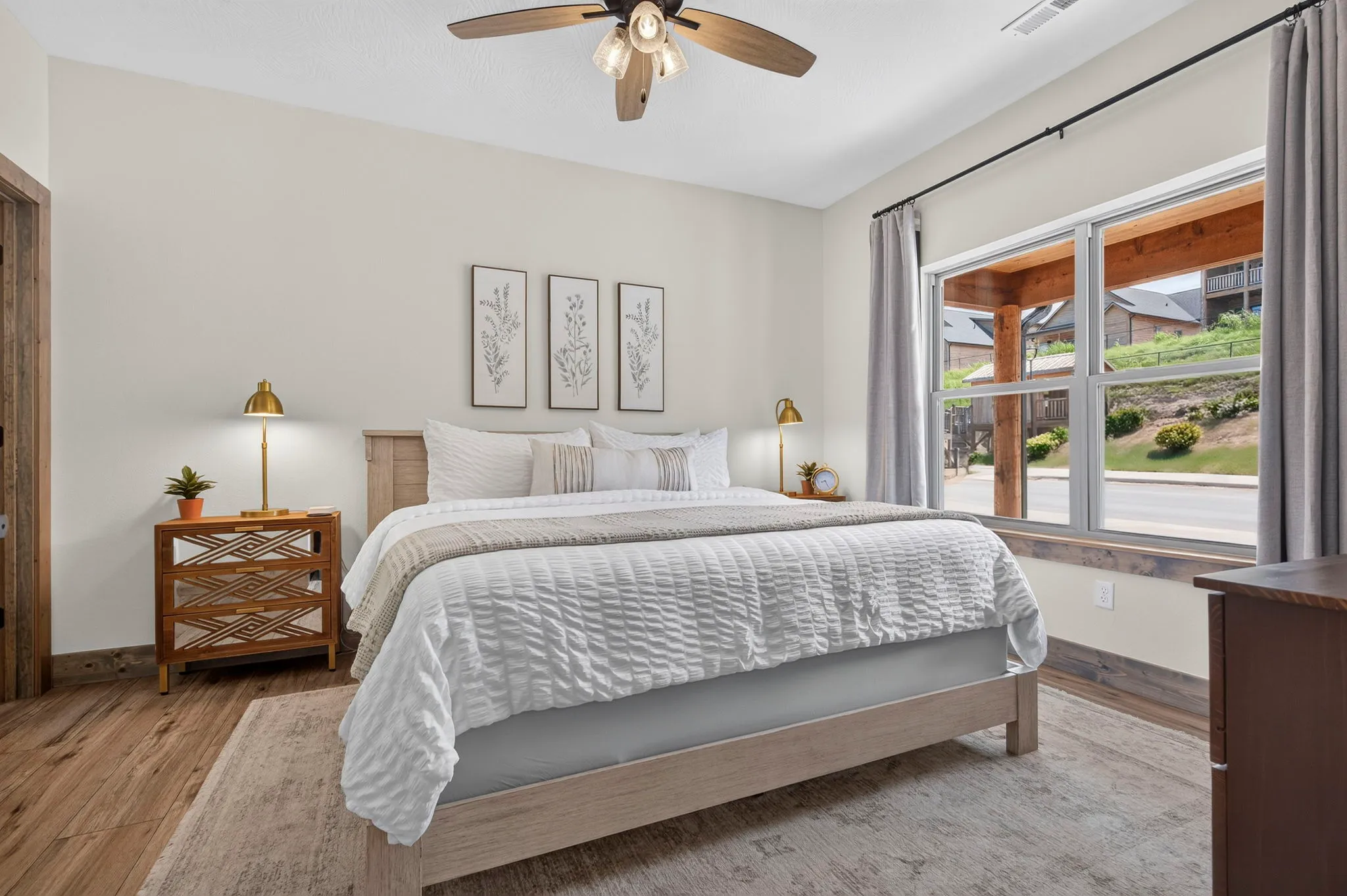 Full guest bedroom layout